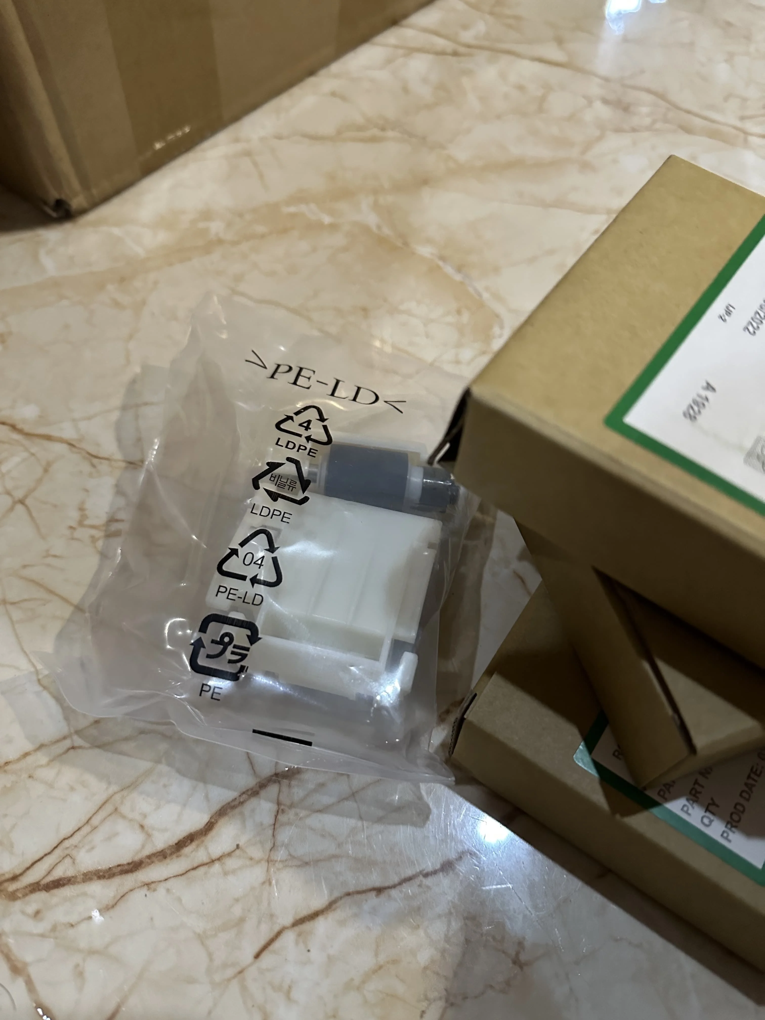 

5X Pickup Roller Kit for EPSON WF C529R C579R C5210 C5290 C5299 C5710 C5790 M5298 M5299 M5799 ET-8700