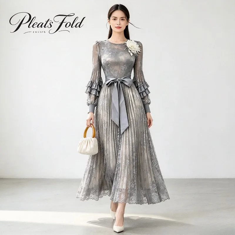 Women's Dress 2026 Plus Size Spring and Autumn New Heavy Lace Long Dress Round Neck Multi-layer Flare Sleeve 3D Flower Dress