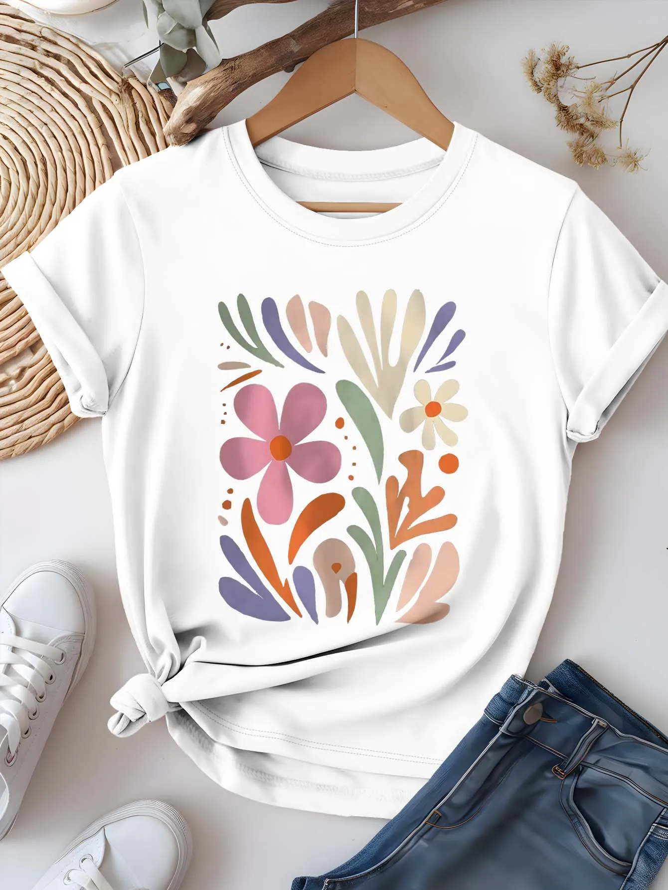 Artistic Floral Patch Graphic Chic Printed  Fresh Trendy Summer Short Sleeve Round Neck Tee Fashion Y2k Casual Tshirt Women