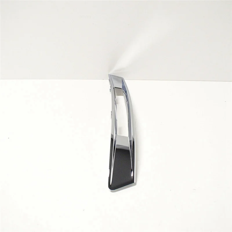 

Front Bumper Fog Light Trim Frame Cap Chrome Running Light Cover For Mercedes-Benz C-Class W204 C63 AMG-A28K