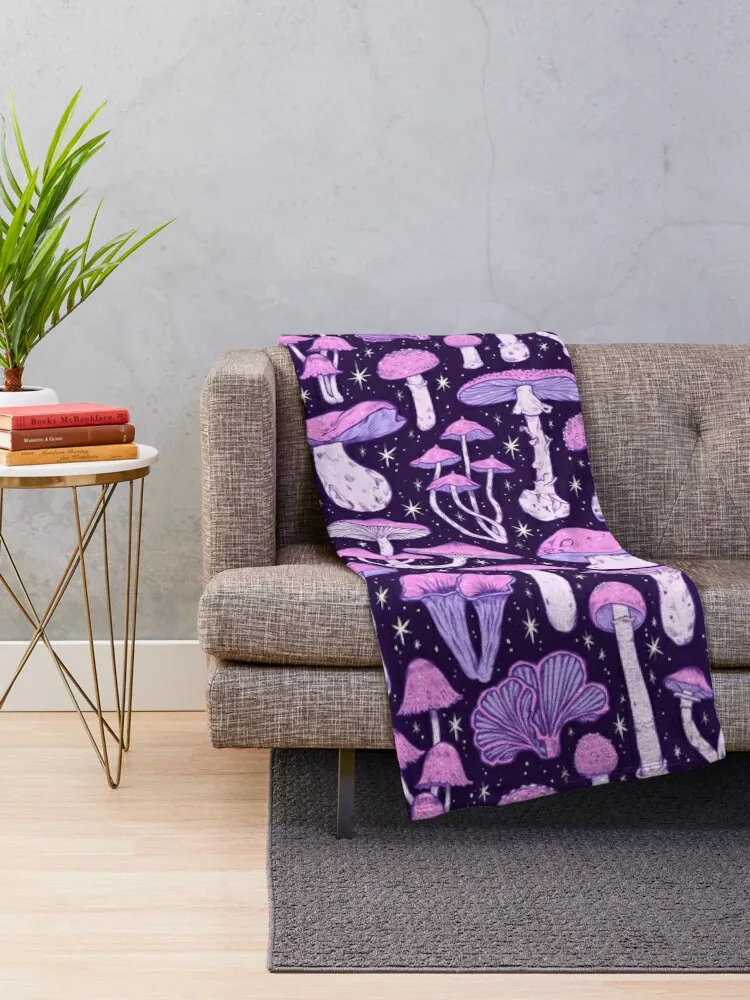 Deadly Mushrooms Dark Purple Throw Blanket heavy to sleep Bed covers Blankets