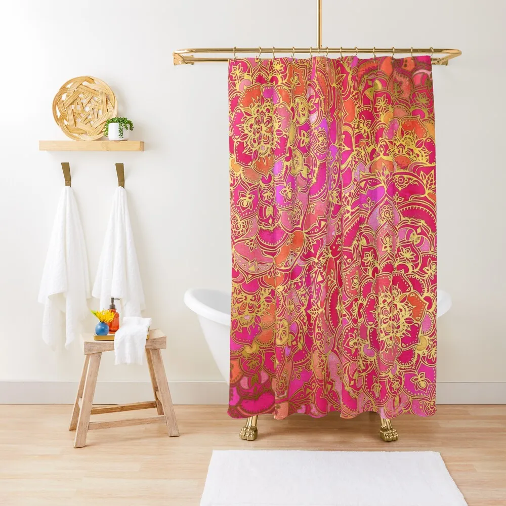 

Hot Pink and Gold Baroque Floral Pattern Shower Curtain Bathroom And Shower Waterproof Shower And Anti-Mold Funny Curtain