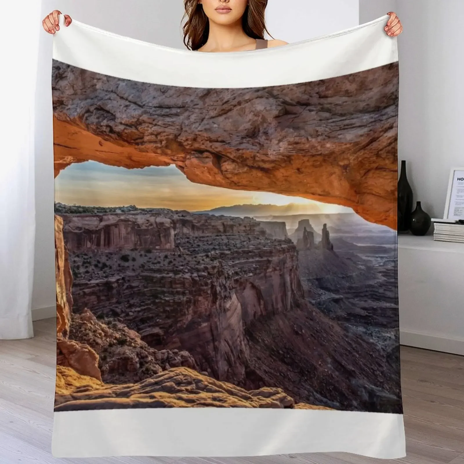 

Sunrise at Mesa Arch Throw Blanket Comforter Decoratives Bed linens Beach Blankets