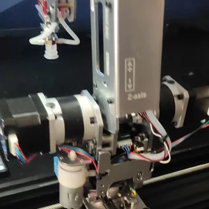 مناور معدني صناعي متعدد المحاور ذو الذراع الروبوتية ل Arduino 2560 Robot DIY Kit مع كوب شفط / مخلب محرك متدرج أعلى 12 مبيعات ذراع روبوتية صناعية - رقم 1