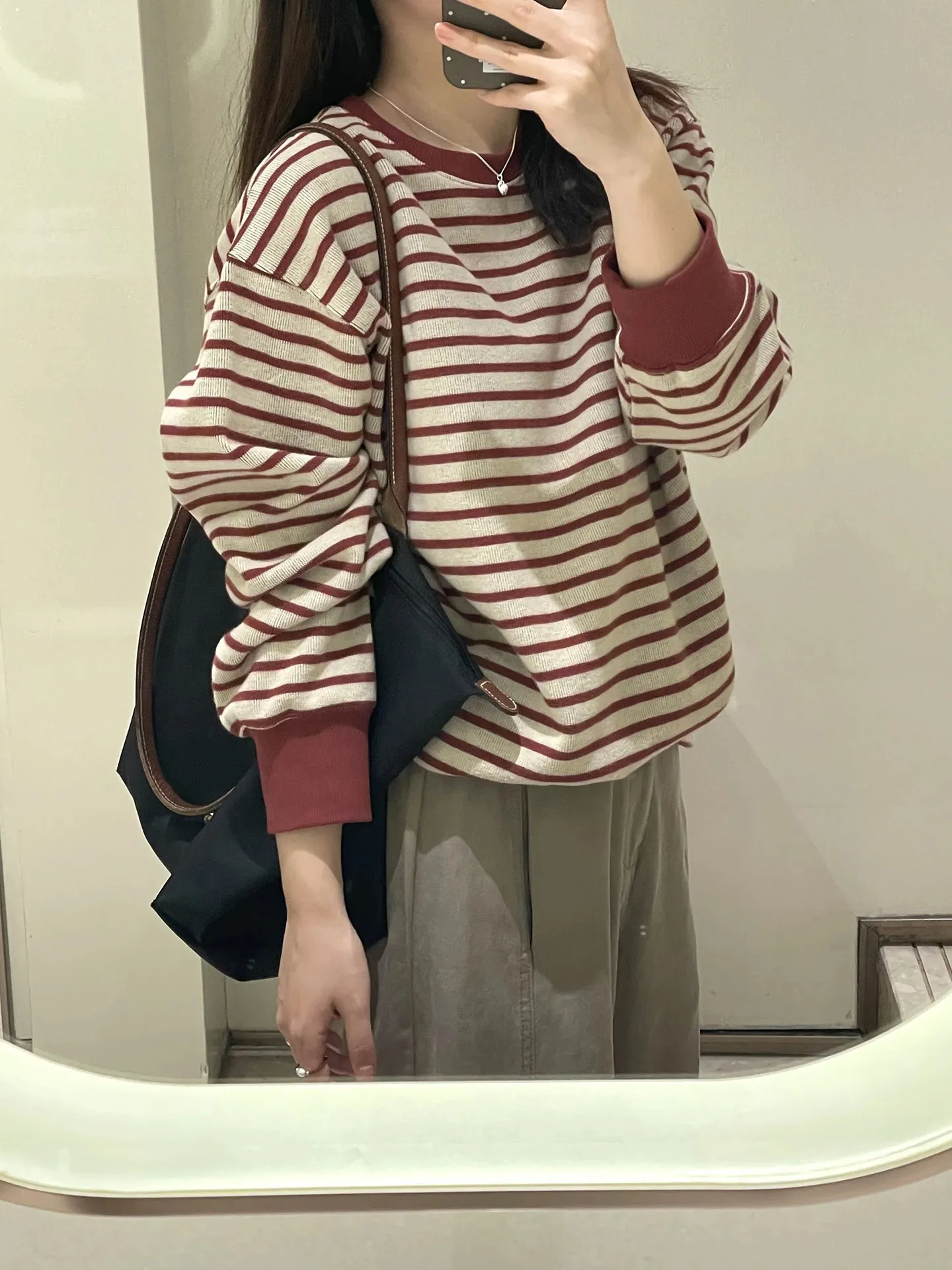 Copy _ cover ancient Hong Kong flavor striped sweater women's 2025 new early autumn Korea.jpg