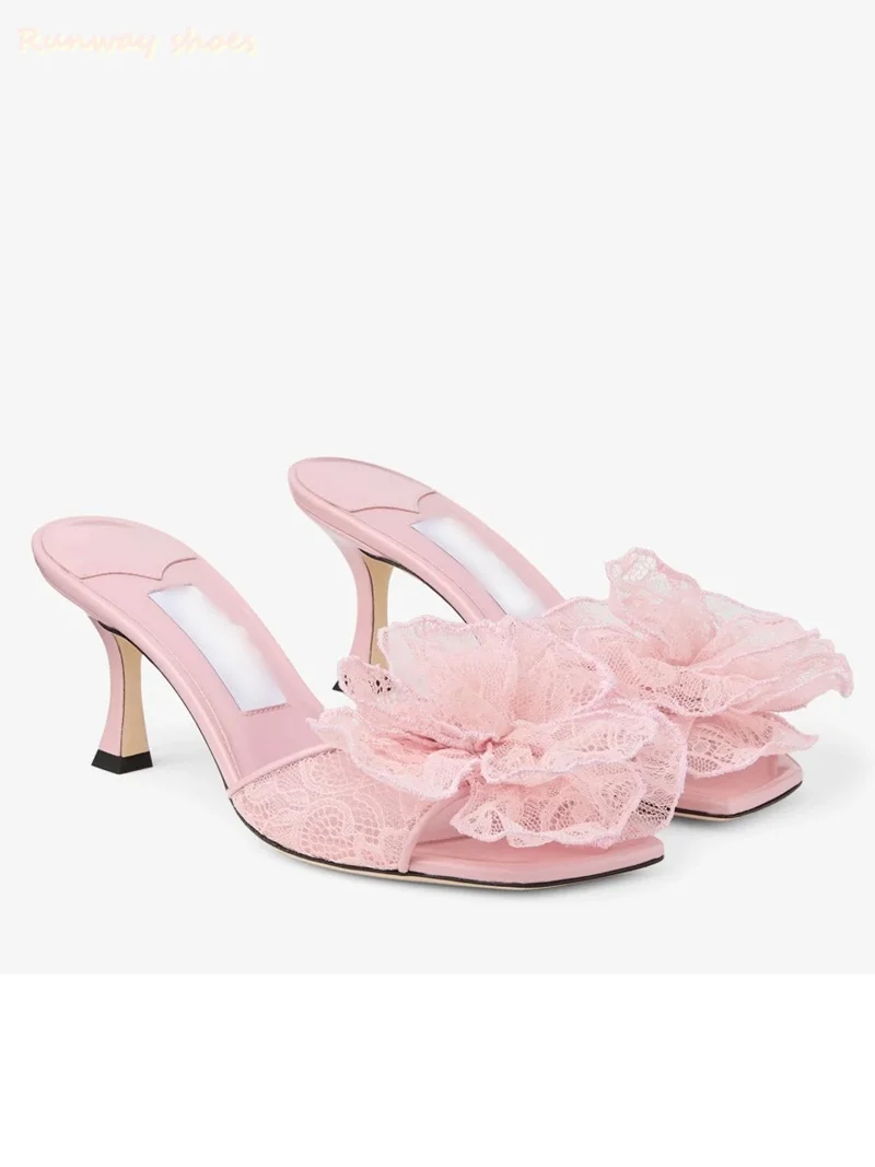 Lace fabric Flower decoration New model fashion slippers Square head Exposed toes Horseshoe low heels banquet Luxury