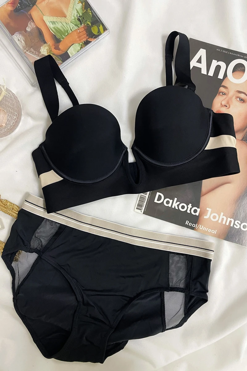 Deep V underwear light surface no trace thin small chest gathered soft steel ring strapless half cup anti-slip bra sets