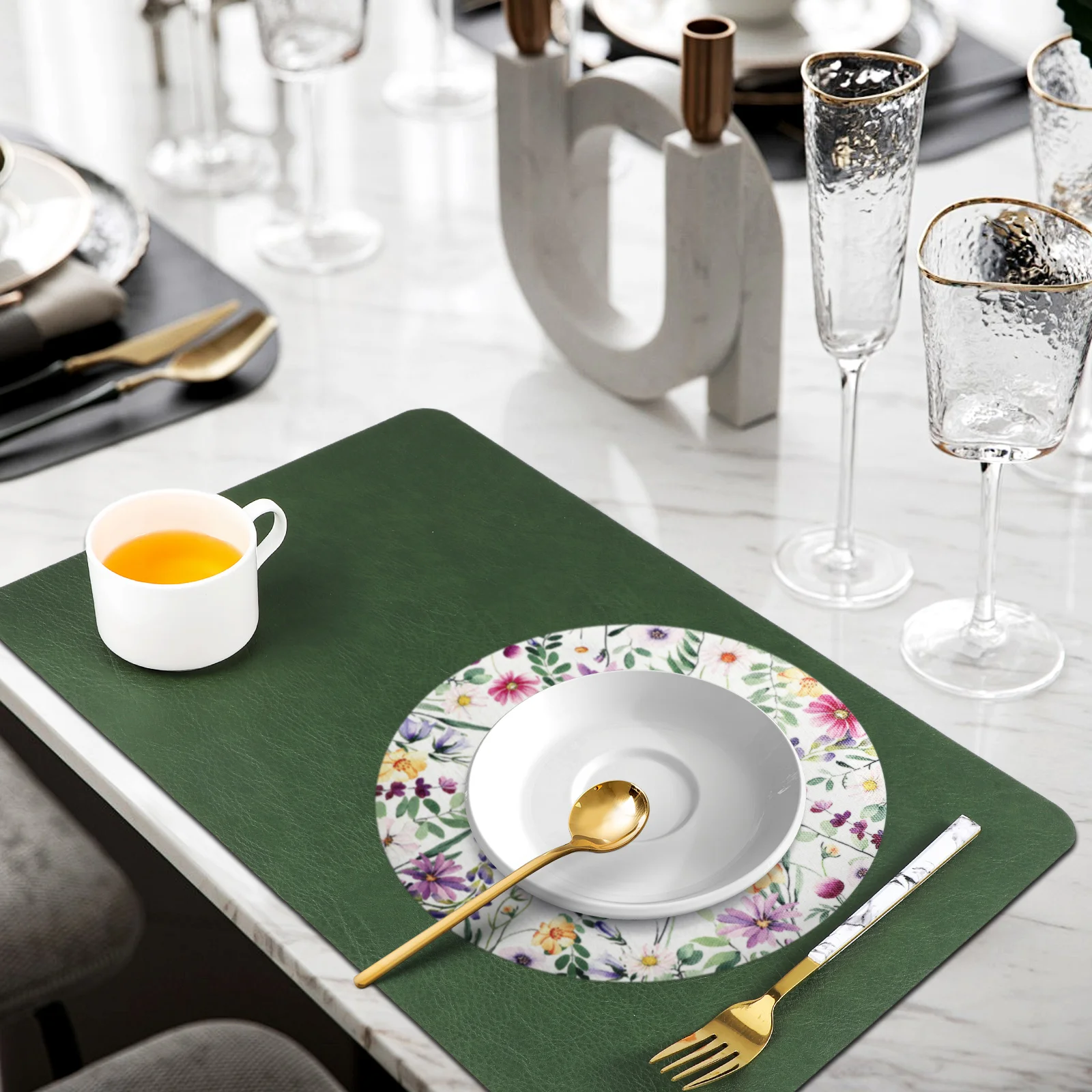 

4pcs Retro Placemats Mats for Dining Kitchen Decor Heat Resistant Coffee Placemat Nonslip Placemat For Dining Table Decor Square