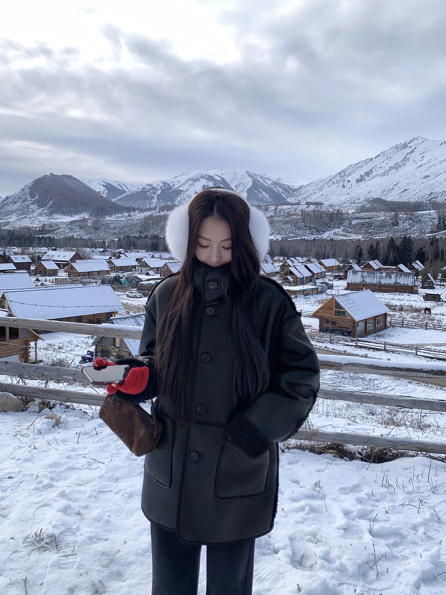 

Куртка Pusumede Manchester Ci Evening из искусственной кожи с меховой отделкой и воротником-стойкой, женская, двусторонняя, свободного кроя, средней длины