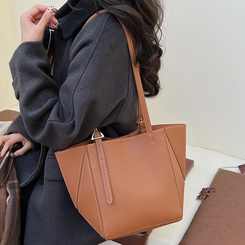 

Large Capacity Women PU Leather Handbag Shoulder Bag High Quality Ladies Tote Messenger Bags for Women Casual Solid Shopping Bag