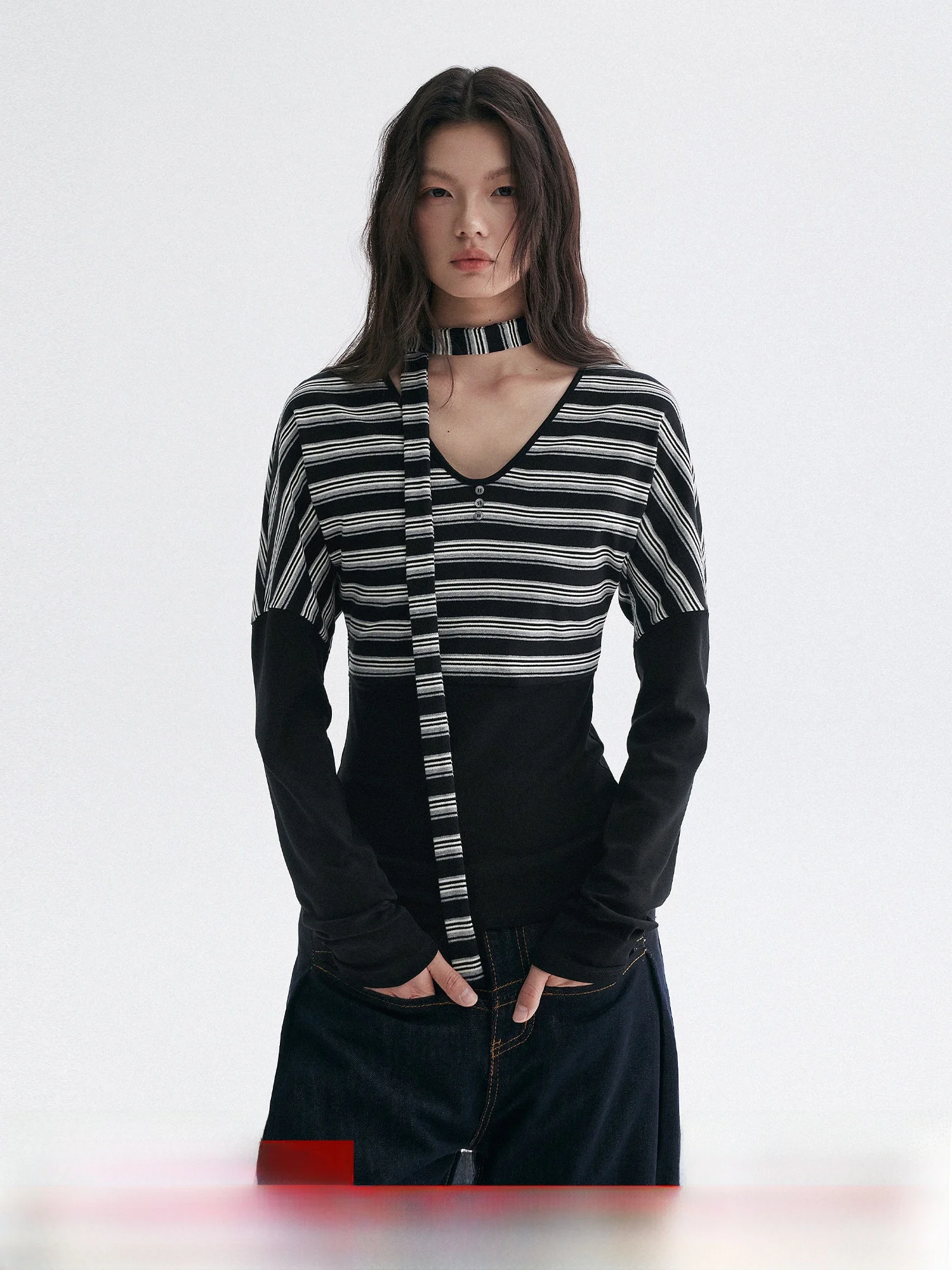 

Женская футболка MOLY CHO с длинным рукавом и V-образным вырезом, в полоску, с рукавами «летучая мышь», базовая, с цветными блоками и дизайнерскими вставками, повседневная одежда