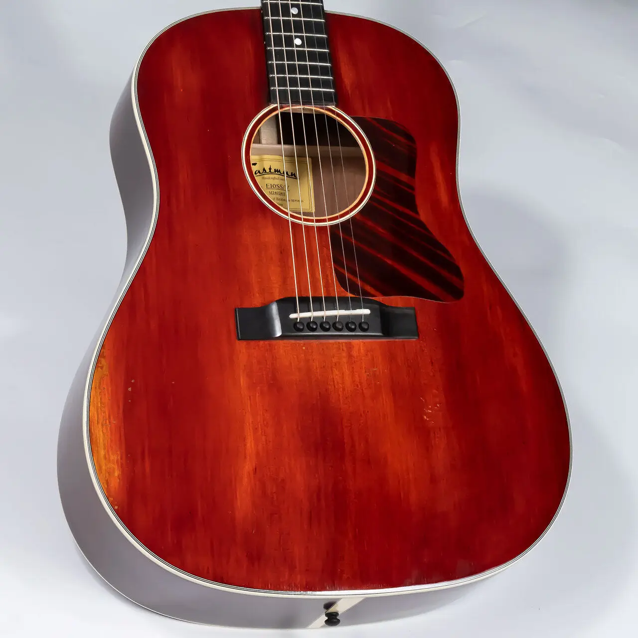 Ea stman E10SS v جيتار صوتي كما هو موضح في الصور #1