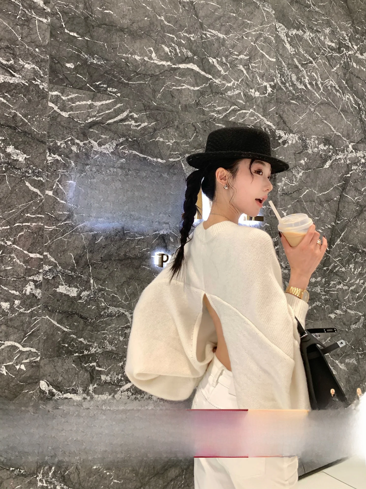 

Свободный вязаный свитер с длинными рукавами-крылышками и разрезами, модный корейский стиль, для повседневной носки, женский, премиум-качество