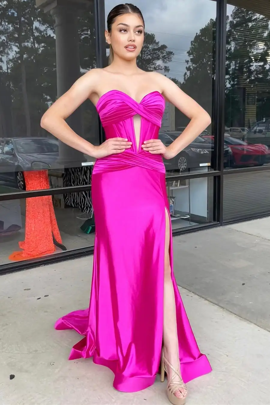 Sansa Sleeveless Satin Prom Dresses Side High Split Mermaid Evening Dress Long Train Zip Back Heart Shape Neck Formal Evening