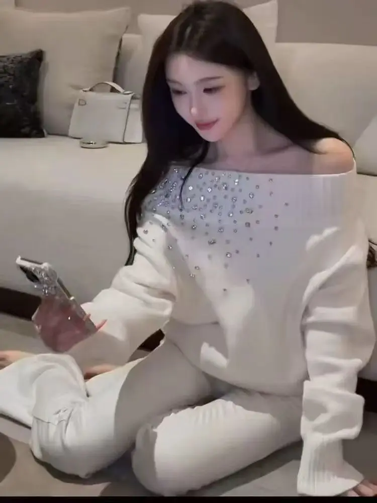 

Vintage Off Shoulder Sweater Women Solid Elegant Diamond Inlaid Knitwear Long Sleeve Pullovers Casual Slash Neck Harajuku Jumper