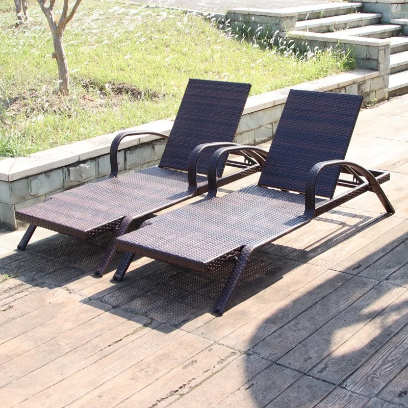 Outdoor outdoor swimming pool lounge chairs seaside rattan beach chairs sunscreen water courtyard garden hotel open-air leisure