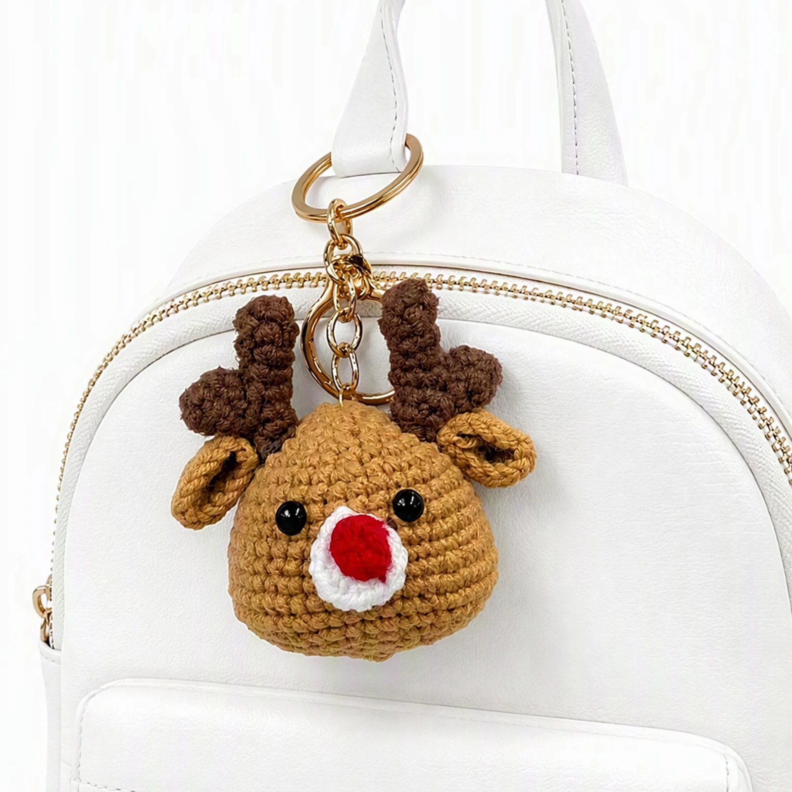 Handmade Crochet Santa Keychains Hand-Crocheted Xmas Keychain Xmas Theme Key Chains for Adults Teens Beginners DIY Craft