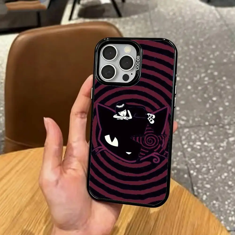 حافظة هاتف Comics E-Emily The Strange لهاتف iPhone17,16,15,14,13,12,11 Plus، Pro Max غطاء داخلي مطلي بالفضة الملونة