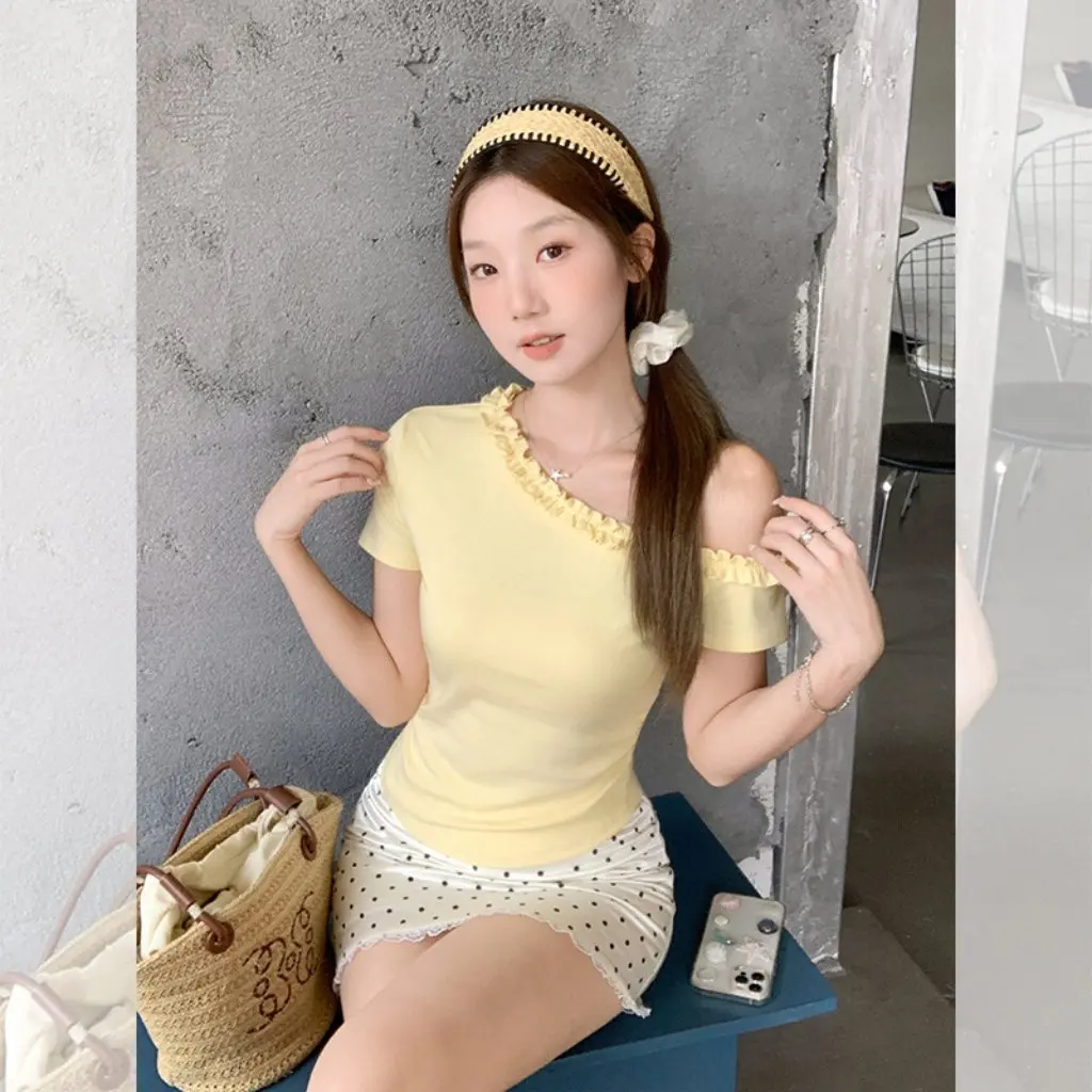 

Women's Creamy Yellow Ruffled Off-Shoulder T-Shirt Short-Sleeve Pleated Waist Slimming Effect Summer Fashion Top