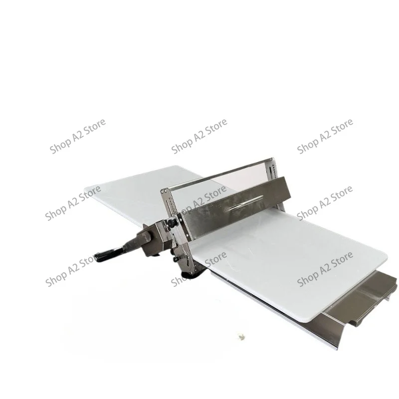 Desktop folding hand crank crispy machine, crispy opening machine, horn wrapping, French egg tart skin forming machine