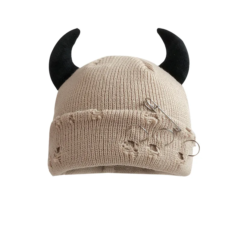 2026 Unisex Knitted Beanie With Devil Horns Halloween Distressed Skull Cap Hip Hop Winter Warm Yarn Hat For Men Women