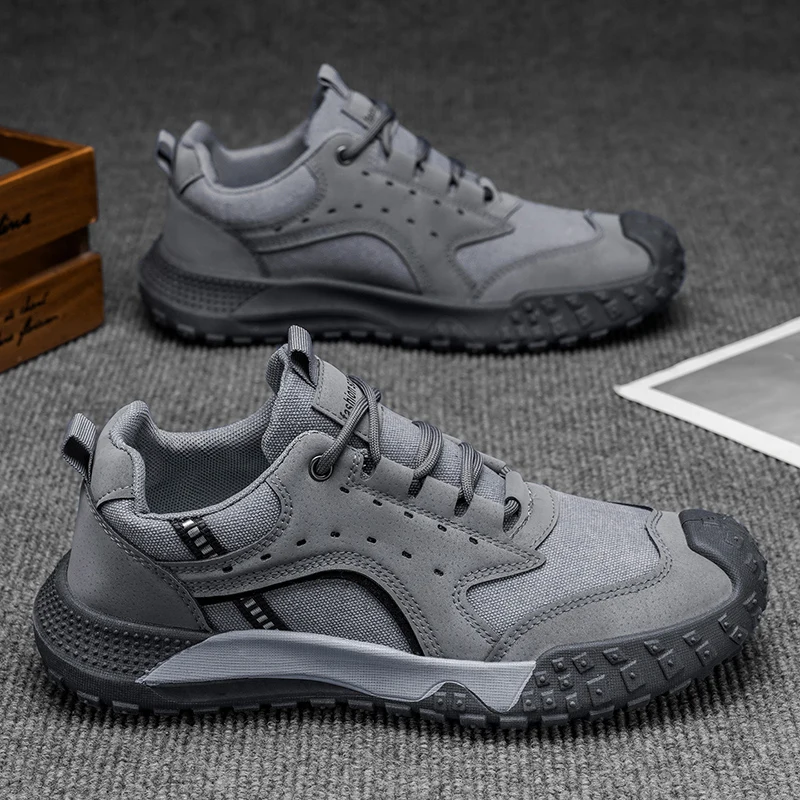 

Men's Casual Sports Shoes Autumn Winter Outdoor Climbing Fashionable Breathable Board Shoes Boots Short Tube Height