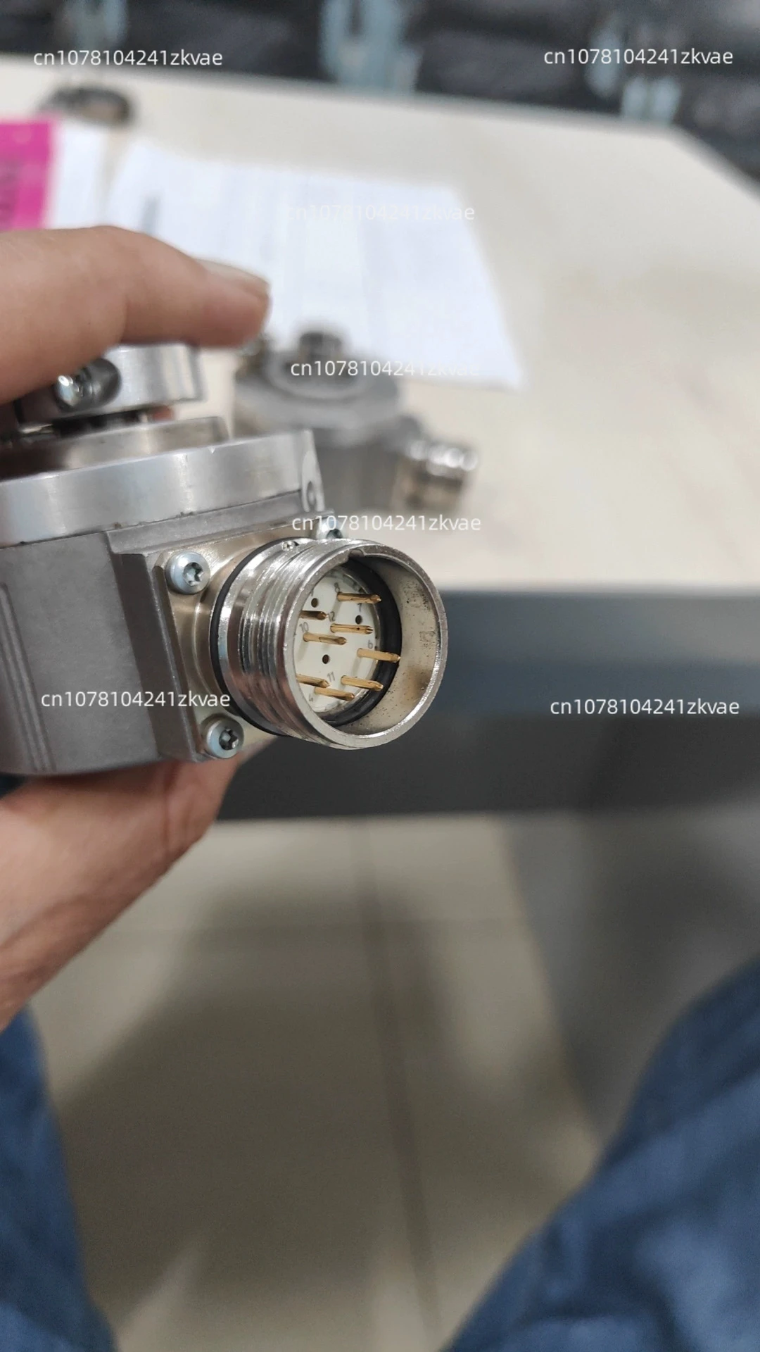 New spot EIL580-BS12.5FE.01024.A hollow shaft encoder Baumer replacement universal