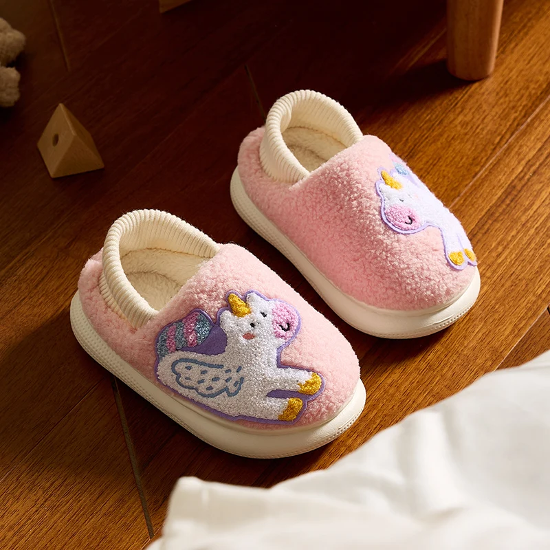 

Cheerful Mario Cartoon and cute cotton slippers for children in winter, indoor slippers for boys and girls