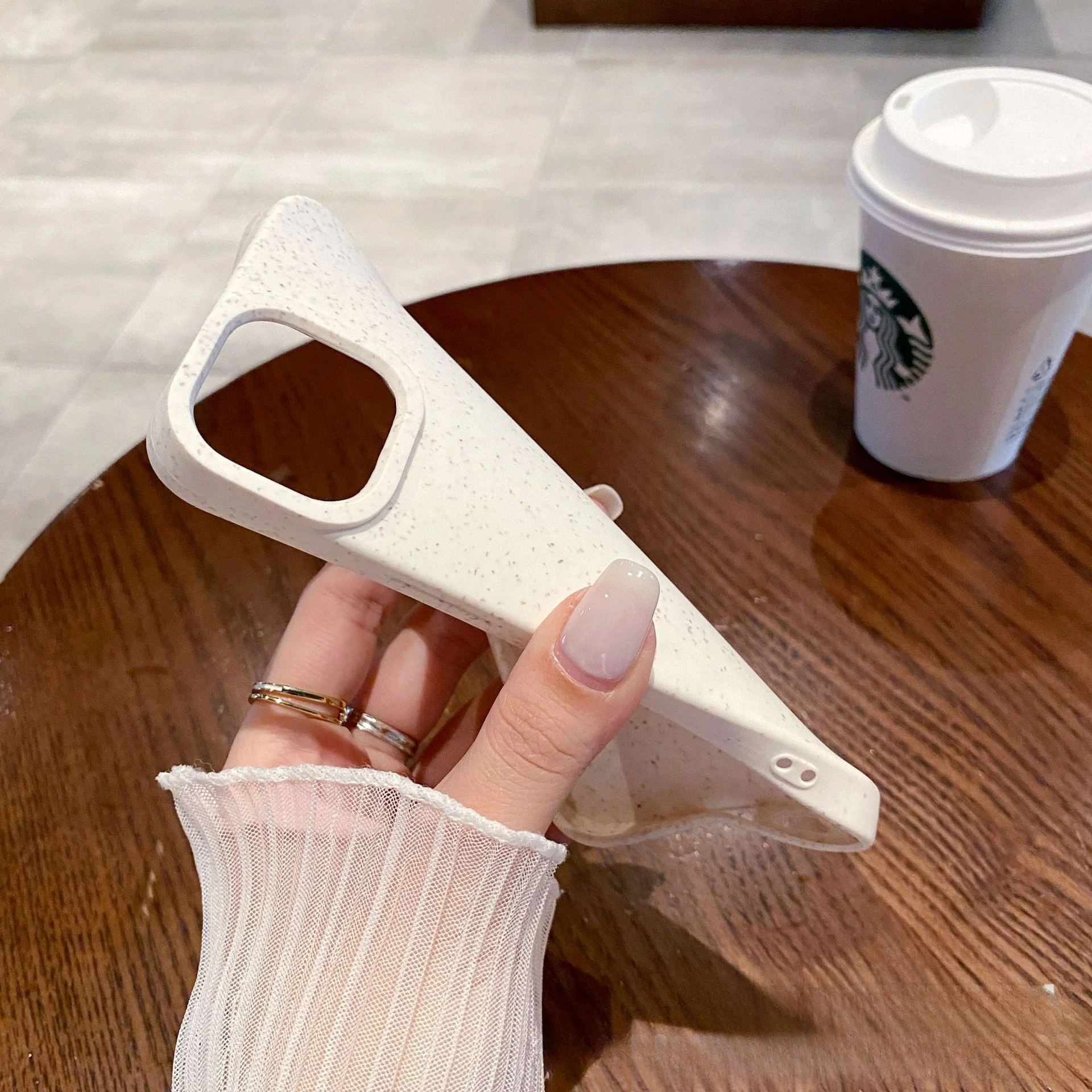 Custodia per iPhone 15 14 Pro  - Biodegradable Eco Case recensione e prezzo