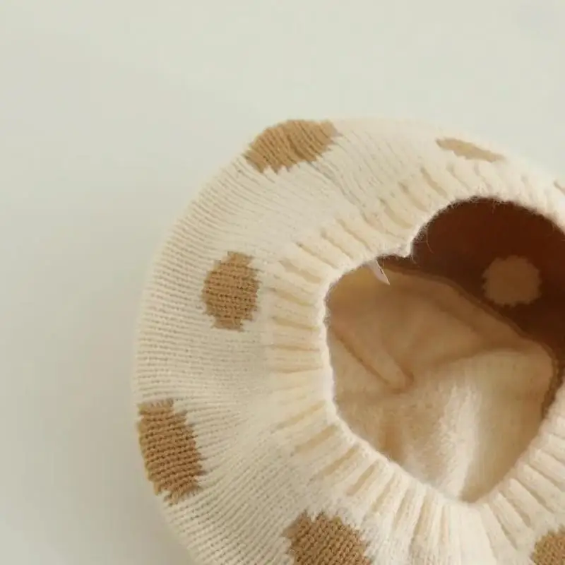 

Baby Beret Autumn Winter Dot Boys and Girls Knitted Hat Outdoor Warm Crochet Beanies Cap Fashion Kids Hat Head Cover