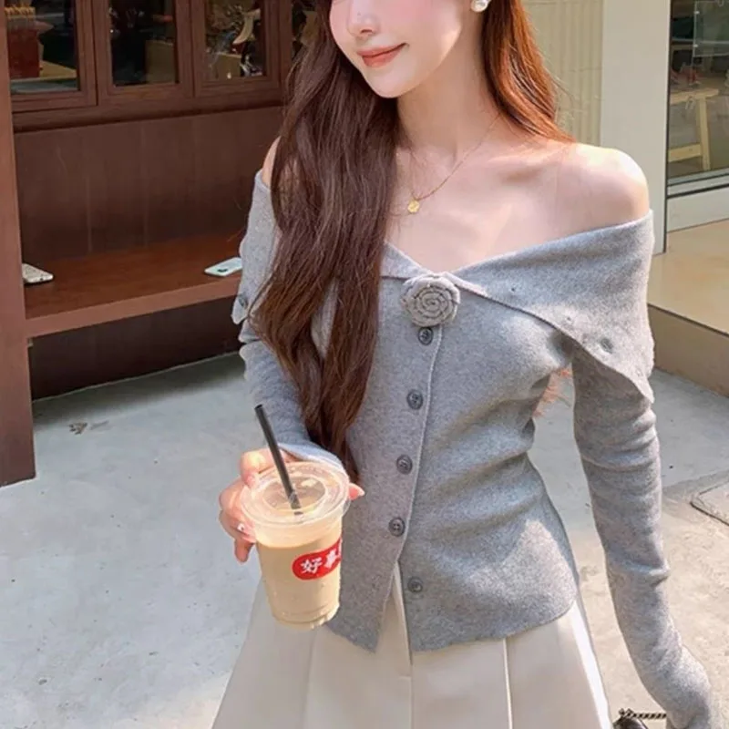 2024 Spring Lady New Grey One Shoulder Flower Knitting Cardigan Slim Gentle Temperament Fashion Comfortable Long Sleeve Top