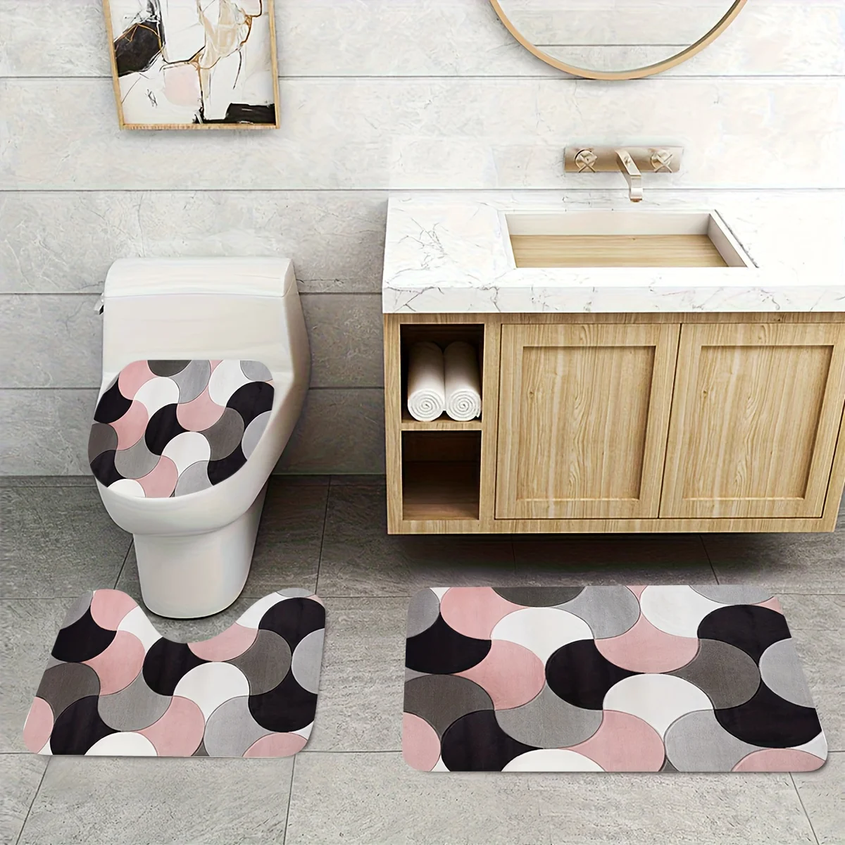 

3pcs Pink Modern Irregular Print Pattern Bathroom Floor Mat Set, Toilet Seat Cover, U-Shaped Mat, Flannel Material, Soft Surface