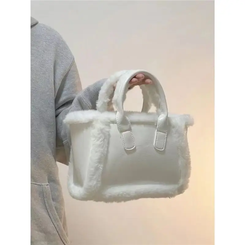 JIAERDI Plush White Y2k Hand Bag Women New Harajuku Aesthetic Fur Casual Crossbody Tote Bag Ladies Vintage Messenger Bag 2023