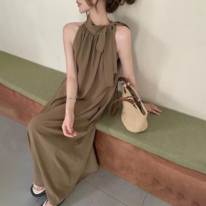 Long Dresses Women Solid Pleated Sleeveless Lace-up Neck-mounted Loose Dress