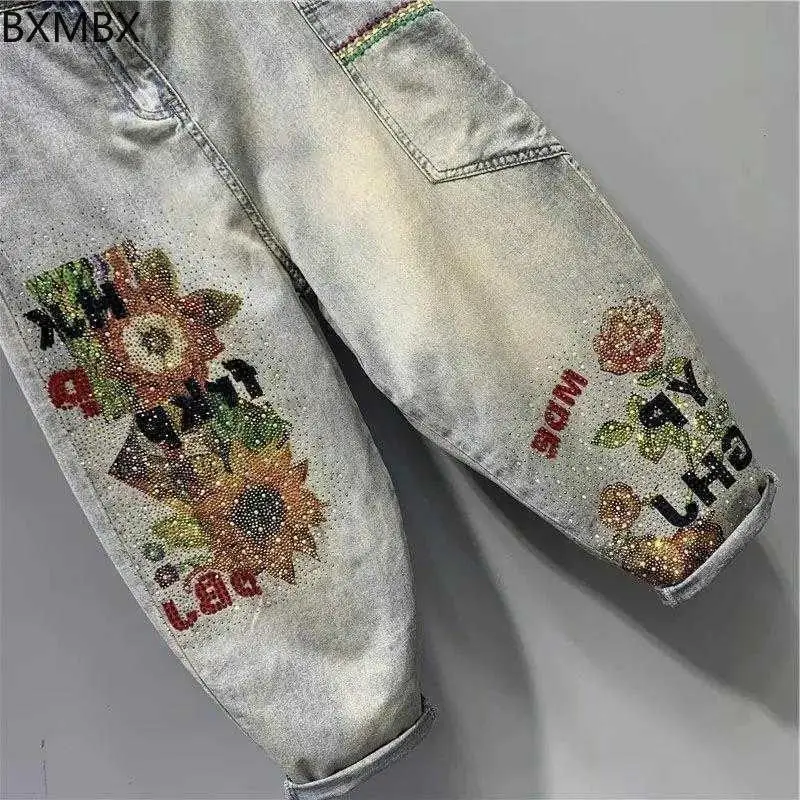 2025 summer large size heavy industry hot diamond printing loose and thin old washed elastic waist jeans women