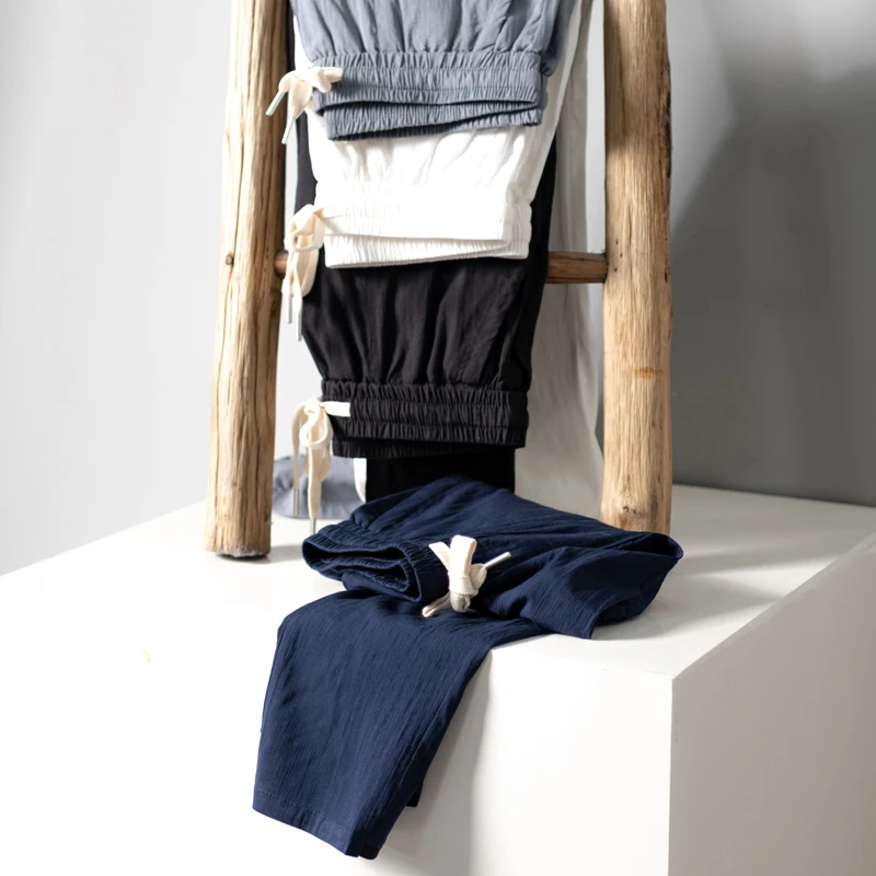 

Удобные мужские модные однотонные брюки свободного кроя из смесового шелка, весенне-летние, ручной работы, две пары, универсальные, свободного кроя