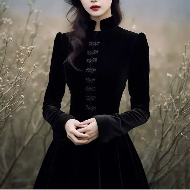 Hepburn style young long dress French temperament high sense super good-looking black velvet inner dress children autumn and