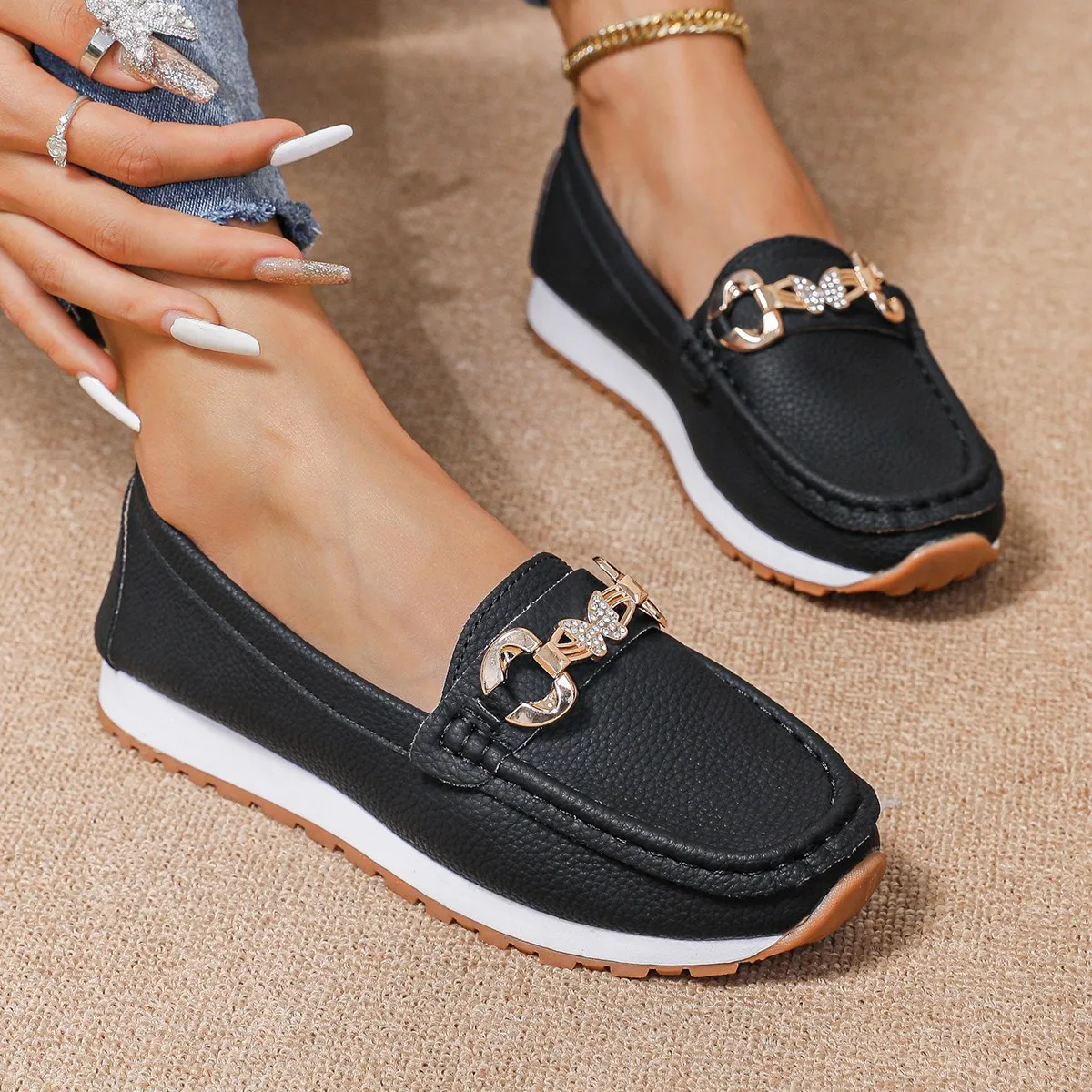 2026 New Women Flats Spring Autumn Casual Slip on Mary Jane Shoes Fashion Sneakers Women Round Toe Solid Soft Sole Flat Loafers view 2