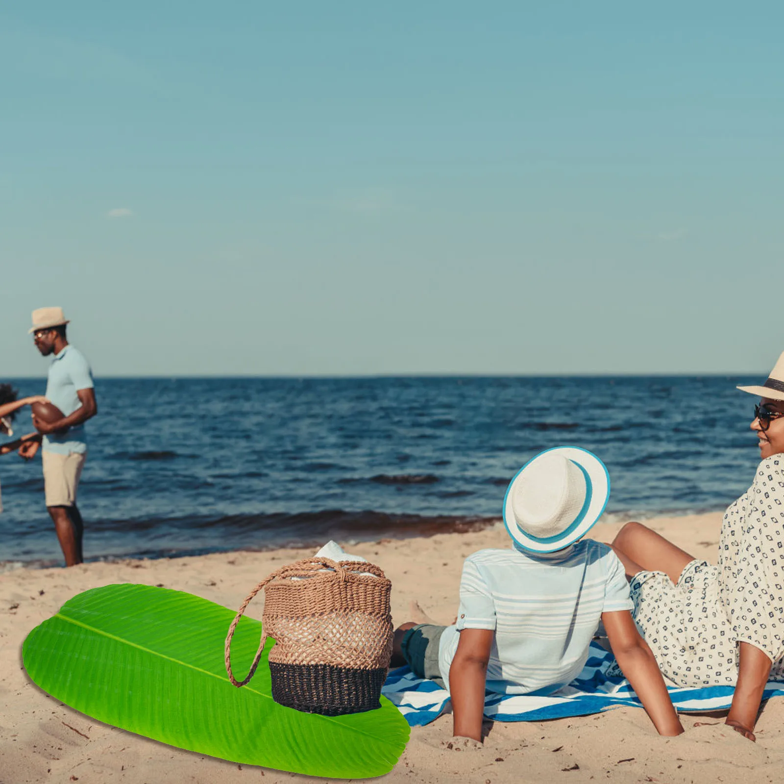 

4Pcs Leaf Coasters Heat Insulation Placemats Leaf Shape Cup Mats Anti-Heat Table Decoration for Home Office Cafe