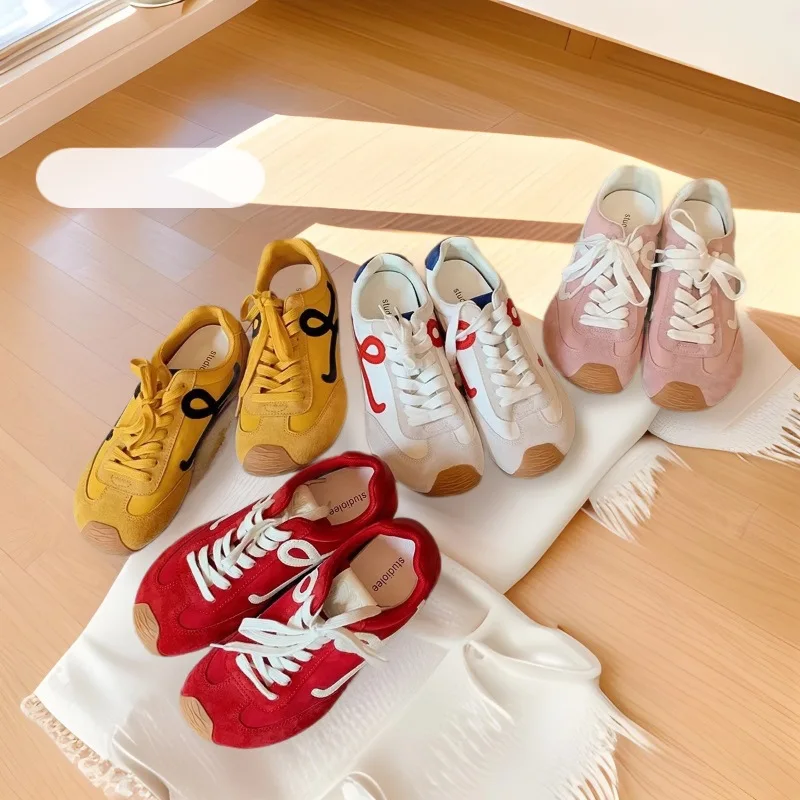 

Genuine Leather Forrest Gump Shoes Women's New Flat-bottomed Sports Little White Retro Waffle Versatile German Training Sneakers