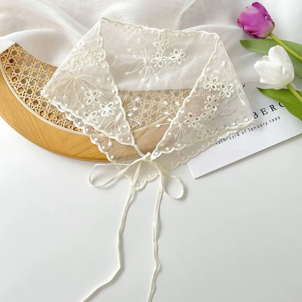 Casual Vintage Lace Flower Hair Scarf Thin Cute White Bandanas for Women Bohemian Chic Style Sweet Headscarf Pastoral Style