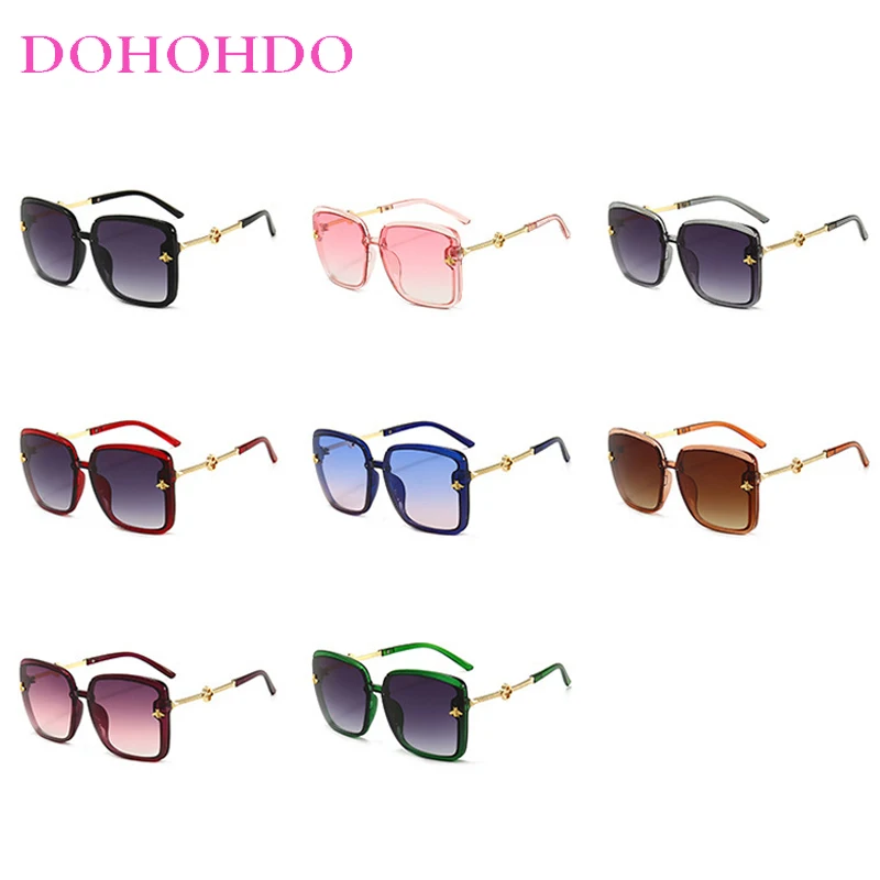 DOHOHDO Fashion Bee Oversize Square Sunglasses Women Men Vintage Metal Versatile Sun Glasses Female Oculos Gafas Lentes De Sol