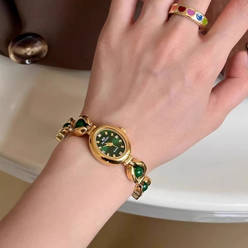 2025 waterproof quartz watch birthday gift retro classic trend women's watch elegant and simple