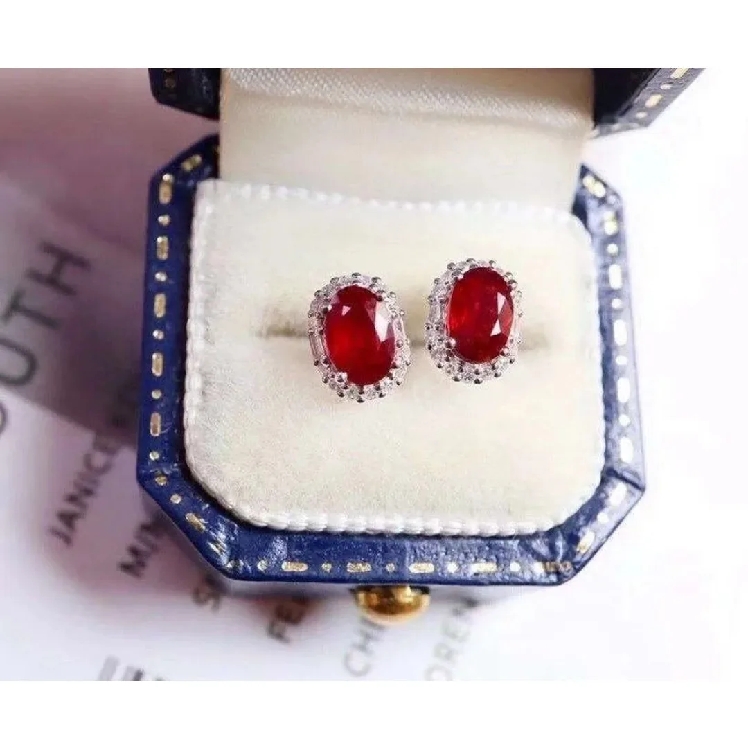 Female Party Jewelry New 100% Natural and Real Ruby Luxury Stud Earring Free Shipping Jewelry Natural Real Ruby 925 Silver