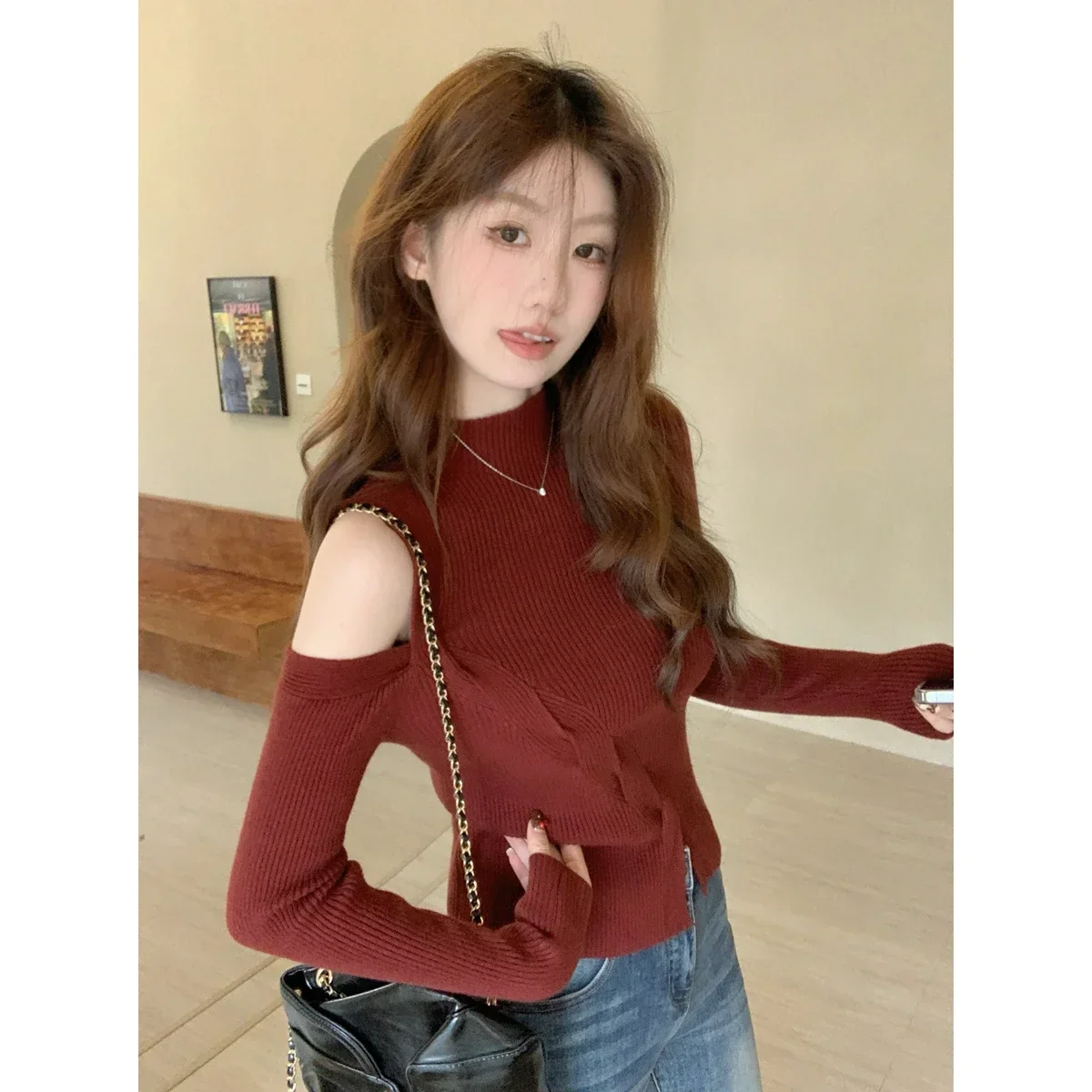 

2024 New Autumn /winter Korean Style Slim-fitting Off-shoulder Crossover Temperament Design Knitted Long-sleeved Women Sweater
