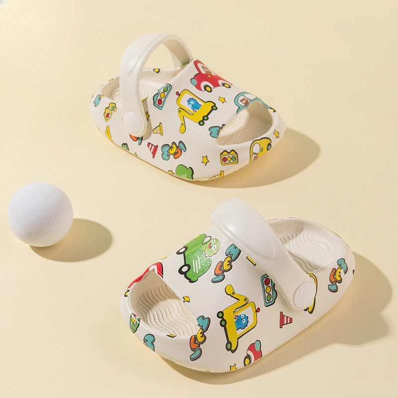 Zapatos con estampado de dibujos animados para niños y niñas, sandalias de suela suave, simples, informales, a la moda, para interiores y exteriores, novedad de verano