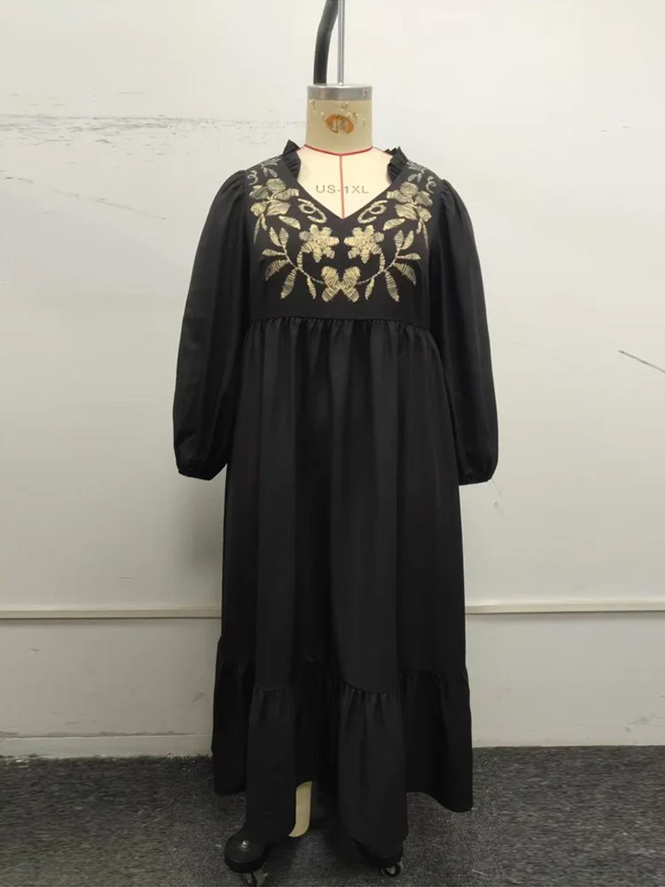 GIBSIE Plus Größe Vintage Stickerei V-ausschnitt Laterne Hülse Rüschen Saum Kleid Frauen 2025, Herbst Schwarz Casual Lose Maxi Langes Kleid