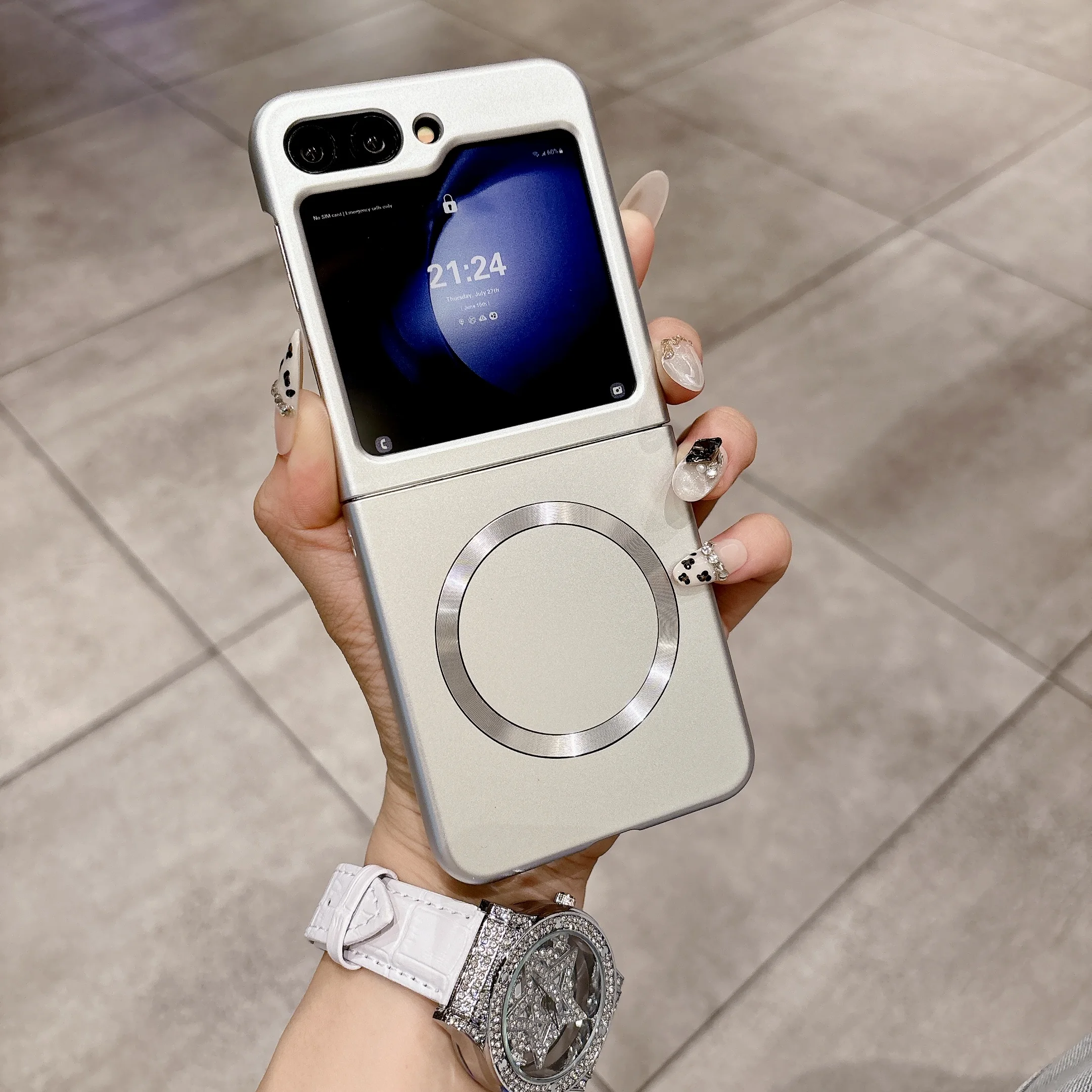 For Samsung Z Flip5 luxury Metallic paint magnetic case Car magnetic mount lightweight Mobile cover Shockproof Bumper Funda