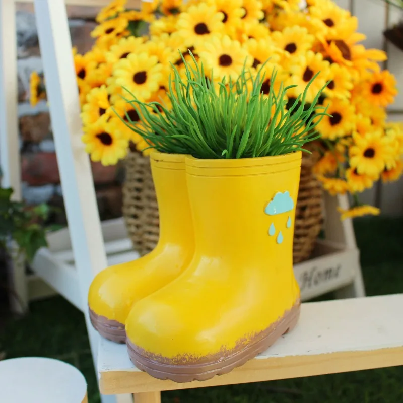 Vintage Rain Boot Flower Pot Planter Charming Garden Decor for Succulents Mini Fairy Garden Accent and Indoor Outdoor Home Decor