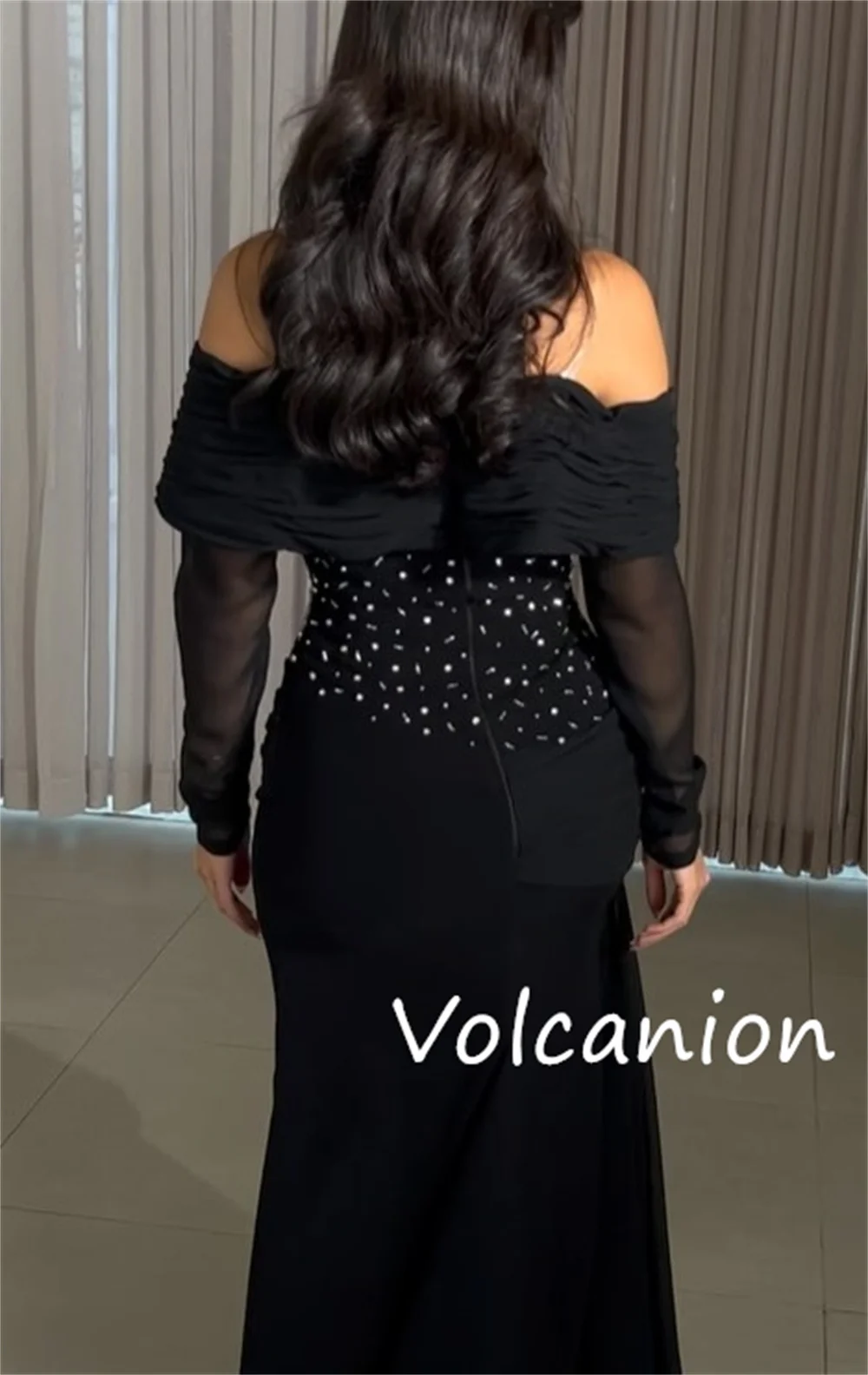 Abiti lunghi con spalle scoperte a trapezio con paillettes pieghettate in jersey di moda personalizzati Occasioni formali su misura